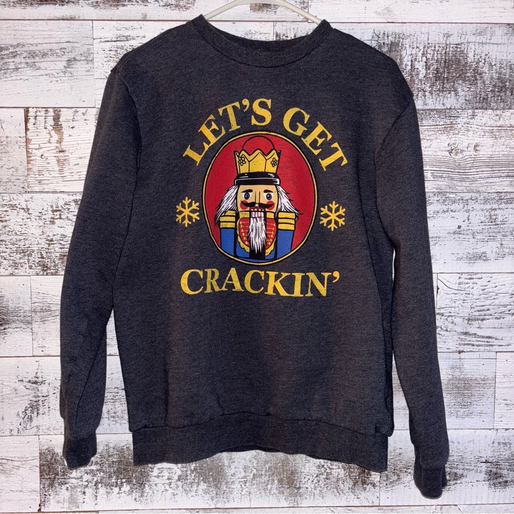 Men’s Size Medium Nutcracker Sweatshirt